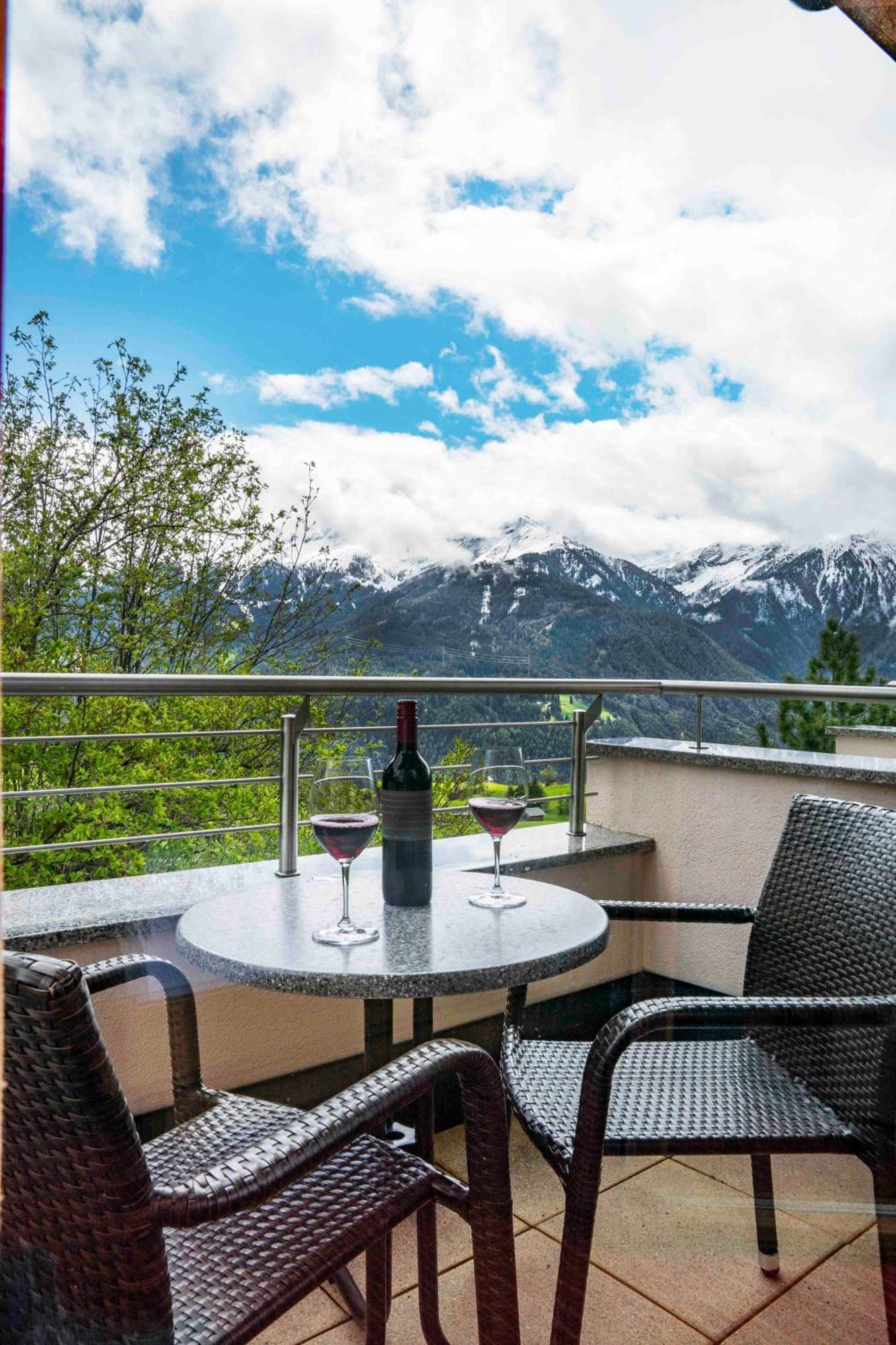 Hotel Montana Fiss Eksteriør billede